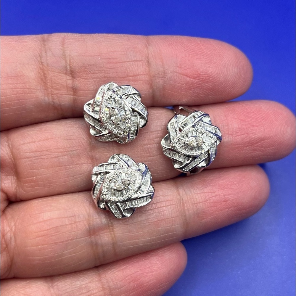Diamond jewelry set